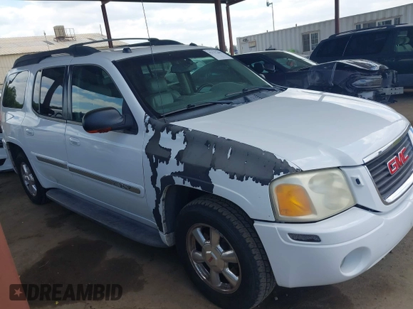 2005 GMC Envoy XL SLE with VIN 1GKET16S056151523, listed as a IAAI auction lot 42137483 with 189,778 mi miles. Bid and sale history available at carsss.com. Image 1.