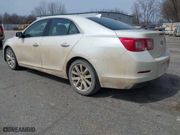 2013 Chevrolet Malibu LTZ with VIN 1G11H5SA5DF141674, listed as a IAAI auction lot 41933797 with 249,419 mi miles. Bid and sale history available at carsss.com. Image 3.