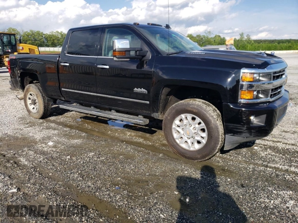 2018 Chevrolet Silverado 3500HD High Country with VIN 1GC4K1EY2JF240357, listed as a Copart auction lot 57335655 with Not Provided miles and Clean Title. Bid and sale history available at DreamBid. Image 4.
