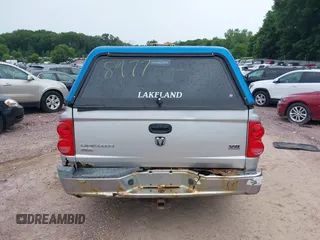 2005 Dodge Dakota SLT with VIN 1D7HW48N65S199887, listed as a IAAI auction lot 42508977 with 192,330 mi miles and . Bid and sale history available at DreamBid. Image 15.