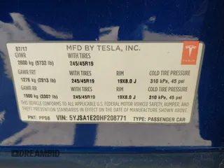 2017 Tesla Model S 100D z VIN 5YJSA1E20HF208771, wystawiony jako IAAI lot #42111317 z przebiegiem 81 919 mil mil oraz . Historia ofert i sprzedaży dostępna na DreamBid. Obrazek 9.