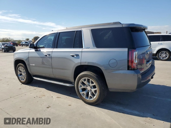 2019 GMC Yukon SLT Standard Edition with VIN 1GKS2DKC3KR134022, listed as a Copart auction lot 83202344 with 201,621 mi miles and Salvage Title. Bid and sale history available at carsss.com. Image 2.