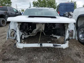 2024 Chevrolet Silverado 3500HD LT with VIN 1GC5YTEYXRF195291, listed as a Copart auction lot 61459154 with 0 mi miles and Salvage Title. Bid and sale history available at carsss.com. Image 5.