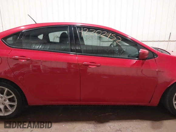 2013 Dodge Dart SXT z VIN 1C3CDFBA4DD289364, wystawiony jako IAAI lot #42202952 z przebiegiem 104 386 mil mil oraz . Historia ofert i sprzedaży dostępna na DreamBid. Obrazek 13.