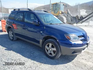 2003 Mitsubishi Outlander XLS with VIN JA4LX41G13U033821, listed as a IAAI auction lot 41784616 with 143,836 mi miles. Bid and sale history available at carsss.com. Image 1.