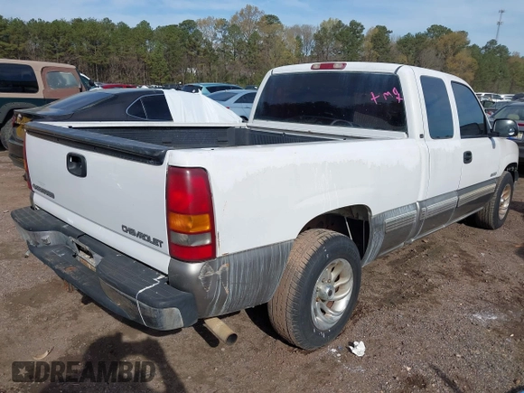 2000 Chevrolet Silverado 1500 with VIN 2GCEC19V3Y1329826, listed as a IAAI auction lot 41869149 with 240,513 mi miles. Bid and sale history available at carsss.com. Image 4.