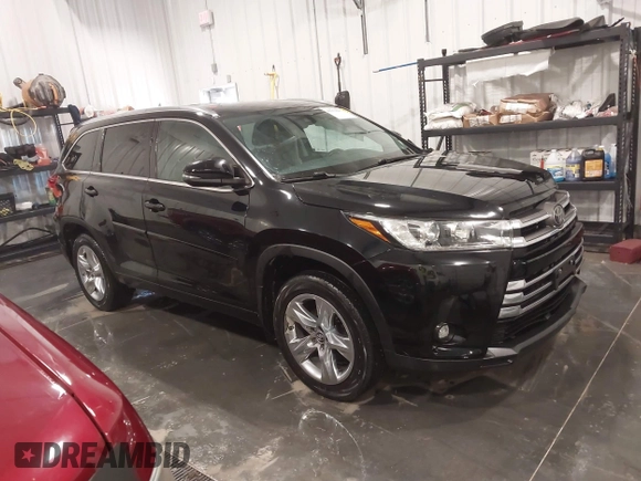 2019 Toyota Highlander Limited with VIN 5TDDZRFH1KS953891, listed as a IAAI auction lot 41979987 with 159,986 mi miles and . Bid and sale history available at DreamBid. Image 1.