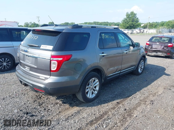 2011 Ford Explorer XLT z VIN 1FMHK7D89BGA59771, wystawiony jako IAAI lot #42785757 z przebiegiem 222 713 mil mil oraz . Historia ofert i sprzedaży dostępna na DreamBid. Obrazek 4.
