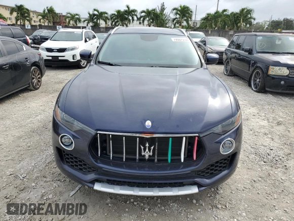 2017 Maserati Levante z VIN ZN661XULXHX239058, wystawiony jako Copart lot #79507514 z przebiegiem 79 180 mil mil oraz Czysty tytuł • Clean title. Historia ofert i sprzedaży dostępna na DreamBid. Obrazek 5.