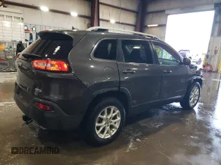 2016 Jeep Cherokee Latitude with VIN 1C4PJMCS4GW239803, listed as a Copart auction lot 49845735 with 104,306 mi miles and Salvage Title. Bid and sale history available at carsss.com. Image 3.