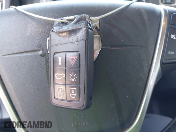 2012 Volvo S60 T5 с VIN YV1622FS6C2076723, выставлен на аукционе IAAI как лот 42125298 с пробегом 165 184 миль миль и . История ставок и продаж доступна на DreamBid. Изображение 11.
