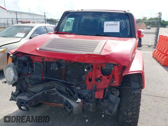 2007 Hummer H3 SUV with VIN 5GTDN13E678100639, listed as a IAAI auction lot 42169342 with 239,906 mi miles. Bid and sale history available at carsss.com. Image 6.