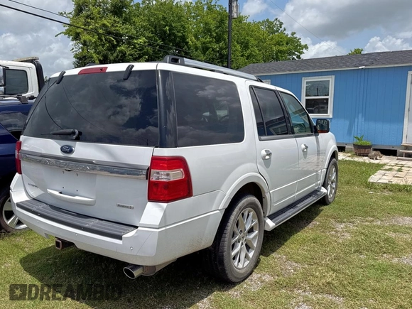 2017 Ford Expedition Limited with VIN 1FMJU1KT8HEA12008, listed as a Copart auction lot 61261115 with 46,620 mi miles and Clean title. Bid and sale history available at DreamBid. Image 4.