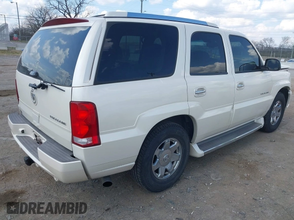 2005 Cadillac Escalade z VIN 1GYEC63T55R115387, wystawiony jako IAAI lot #41791855 z przebiegiem 165 246 mil mil oraz . Historia ofert i sprzedaży dostępna na DreamBid. Obrazek 4.
