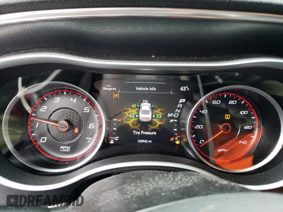 2018 Dodge Charger SXT Plus with VIN 2C3CDXHG8JH188294, listed as a Copart auction lot 43400985 with 105,942 mi miles and Salvage Title. Bid and sale history available at carsss.com. Image 9.
