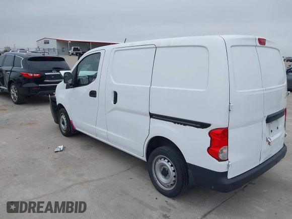 2019 Nissan NV200 S z VIN 3N6CM0KN6KK698911, wystawiony jako IAAI lot #41446778 z przebiegiem 52 558 mil mil oraz . Historia ofert i sprzedaży dostępna na DreamBid. Obrazek 3.