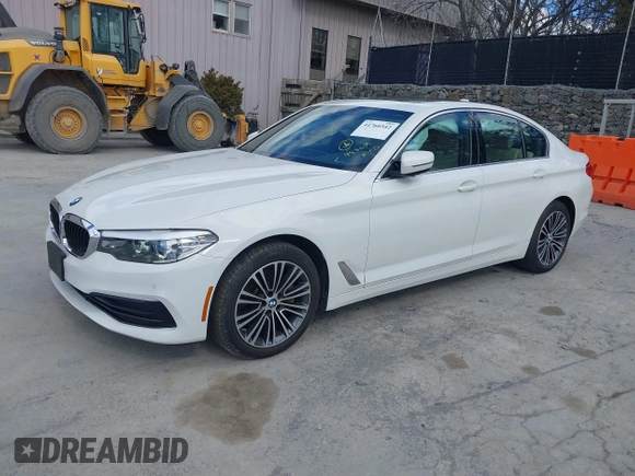 2019 BMW 5 Series 530i xDrive with VIN WBAJA7C5XKWW23351, listed as a IAAI auction lot 41760342 with 45,869 mi miles and . Bid and sale history available at carsss.com. Image 18.