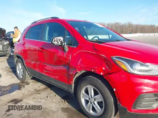 2017 Chevrolet Trax LT with VIN 3GNCJLSB5HL161895, listed as a IAAI auction lot 41748325 with 128,093 mi miles and . Bid and sale history available at carsss.com. Image 6.