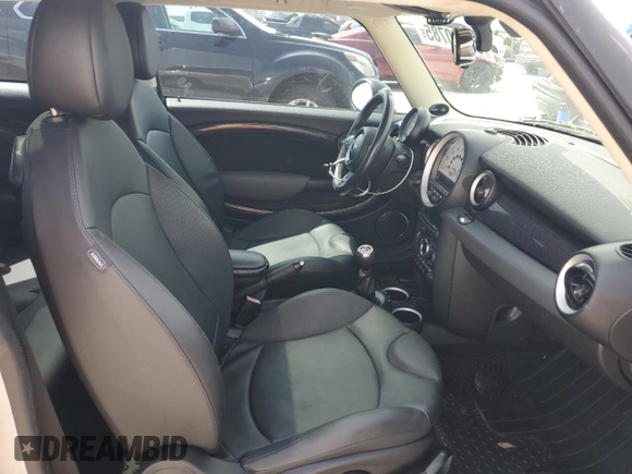 2011 MINI Hardtop S with VIN WMWSV3C53BTY25192, listed as a Copart auction lot 59100785 with Not provided miles and Salvage title. Bid and sale history available at DreamBid. Image 10.