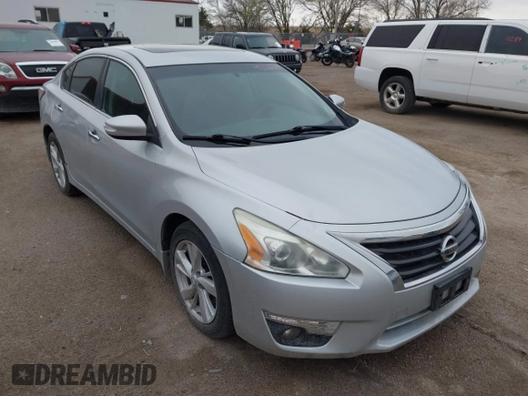 2014 Nissan Altima S with VIN 1N4AL3AP2EN257072, listed as a IAAI auction lot 42067633 with 107,446 mi miles and . Bid and sale history available at DreamBid. Image 6.
