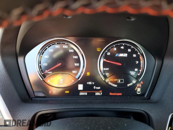 2021 BMW M2 Competition z VIN WBS2U7C04M7J45680, wystawiony jako Copart lot #43851495 z przebiegiem 25 919 mil mil oraz Szkoda całkowita • Salvage title. Historia ofert i sprzedaży dostępna na DreamBid. Obrazek 9.