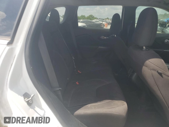 2019 Jeep Cherokee Latitude с VIN 1C4PJLCBXKD114772, выставлен на аукционе Copart как лот 54830985 с пробегом 105 976 миль миль и Списание • Salvage title. История ставок и продаж доступна на DreamBid. Изображение 11.