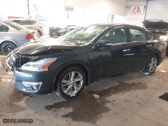 2015 Nissan Altima 2.5 SV with VIN 1N4AL3AP1FC476280, listed as a IAAI auction lot 41590990 with 113,565 mi miles. Bid and sale history available at carsss.com. Image 2.