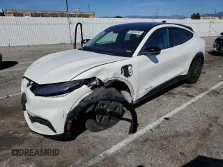 2021 Ford Mustang Mach-E California Route 1 z VIN 3FMTK2R74MMA36159, wystawiony jako Copart lot #48935195 z przebiegiem 27 024 mil mil oraz Szkoda całkowita • Salvage title. Historia ofert i sprzedaży dostępna na DreamBid. Obrazek 1.