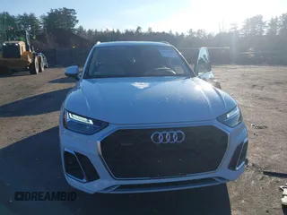 2024 Audi Q5 S line Premium z VIN WA1GAAFY5R2097223, wystawiony jako IAAI lot #41035850 z przebiegiem 1 234 mil mil oraz . Historia ofert i sprzedaży dostępna na DreamBid. Obrazek 12.