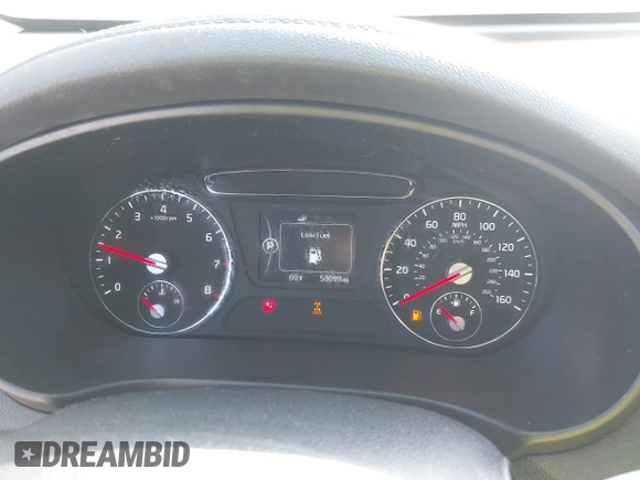2018 Kia Sorento LX V6 with VIN 5XYPGDA58JG403974, listed as a IAAI auction lot 41233326 with 58,099 mi miles. Bid and sale history available at carsss.com. Image 7.
