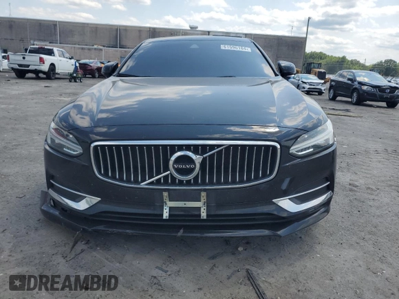 2019 Volvo S90 Inscription with VIN LVYA22ML9KP110238, listed as a Copart auction lot 61596184 with 92,529 mi miles and Salvage Title. Bid and sale history available at carsss.com. Image 5.