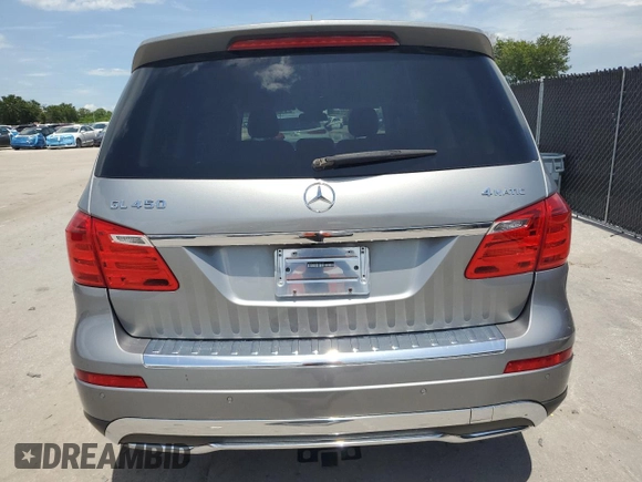 2014 Mercedes-Benz GL 450 with VIN 4JGDF7CE9EA387368, listed as a Copart auction lot 60575045 with 143,803 mi miles and Clean title. Bid and sale history available at DreamBid. Image 6.