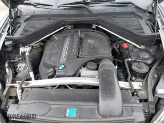 2011 BMW X5 35i with VIN 5UXZV4C53BL740732, listed as a IAAI auction lot 42008134 with 220,963 mi miles. Bid and sale history available at carsss.com. Image 10.