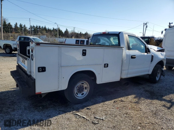 2017 Ford F-250 XL z VIN 1FTBF2A60HEC94844, wystawiony jako Copart lot #47360805 z przebiegiem 116 648 mil mil oraz Szkoda całkowita • Salvage title. Historia ofert i sprzedaży dostępna na DreamBid. Obrazek 3.