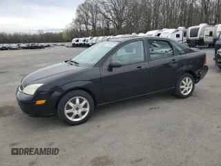 2005 Ford Focus S with VIN 1FAHP34N45W268677, listed as a Copart auction lot 51475915 with 100,397 mi miles and Salvage Title. Bid and sale history available at carsss.com. Image 1.