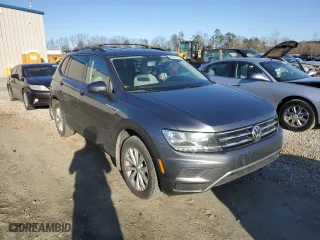 2019 Volkswagen Tiguan S with VIN 3VV0B7AX0KM041552, listed as a Copart auction lot 43811925 with 67,980 mi miles and Salvage Title. Bid and sale history available at carsss.com. Image 4.