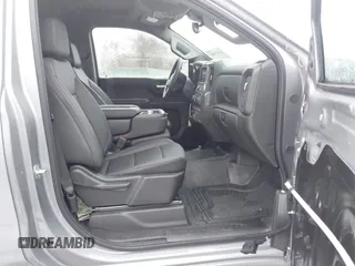 2025 Chevrolet Silverado 1500 with VIN 3GCNKAEK9SG135962, listed as a IAAI auction lot 41557952 with 901 mi miles and . Bid and sale history available at DreamBid. Image 5.