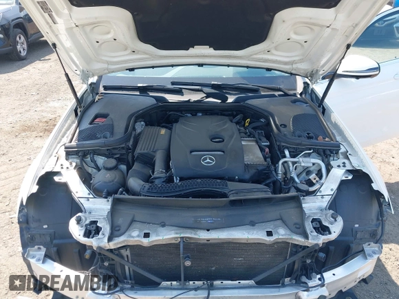 2018 Mercedes-Benz E 300 with VIN WDDZF4KB4JA370171, listed as a IAAI auction lot 42404611 with 92,944 mi miles and . Bid and sale history available at DreamBid. Image 10.