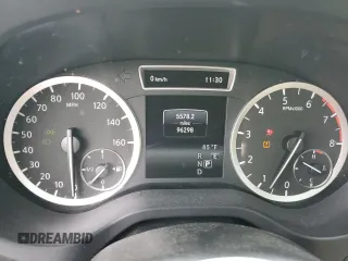 2019 Infiniti QX30 Luxe z VIN SJKCH5CP9KA009964, wystawiony jako Copart lot #58867205 z przebiegiem 96 298 mil mil oraz Szkoda całkowita • Salvage title. Historia ofert i sprzedaży dostępna na DreamBid. Obrazek 9.