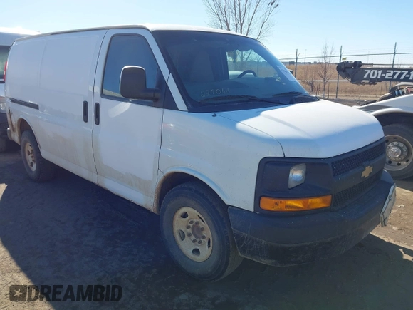 2014 Chevrolet Express Cargo Van with VIN 1GCWGFCAXE1205405, listed as a IAAI auction lot 41700218 with 397,332 mi miles. Bid and sale history available at carsss.com. Image 1.