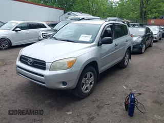 2008 Toyota RAV4 with VIN JTMZD33V786062752, listed as a IAAI auction lot 42180915 with 168,242 mi miles. Bid and sale history available at carsss.com. Image 2.