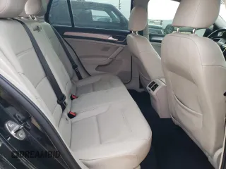 2016 Volkswagen Golf TSI S z VIN 3VW217AU3GM065199, wystawiony jako Copart lot #84048104 z przebiegiem 99 677 mil mil oraz Szkoda całkowita • Salvage title. Historia ofert i sprzedaży dostępna na DreamBid. Obrazek 10.