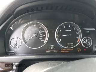 2015 BMW X5 xDrive35i z VIN 5UXKR0C58F0P03231, wystawiony jako Copart lot #60964305 z przebiegiem 71 419 mil mil oraz Szkoda całkowita • Salvage title. Historia ofert i sprzedaży dostępna na DreamBid. Obrazek 9.