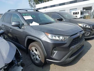 2021 Toyota RAV4 XLE with VIN 2T3W1RFV0MC149672, listed as a IAAI auction lot 42688069 with 23,637 mi miles and . Bid and sale history available at DreamBid. Image 1.