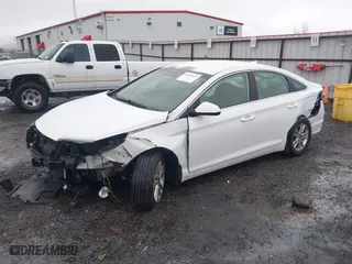 2016 Hyundai Sonata 2.4L SE with VIN 5NPE24AF2GH341102, listed as a IAAI auction lot 41976631 with 90,477 mi miles. Bid and sale history available at carsss.com. Image 18.