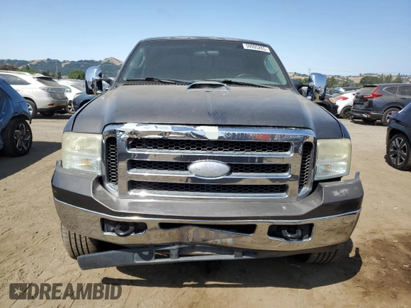 2006 Ford F-250 XL with VIN 1FTSW21P56EC28375, listed as a Copart auction lot 59995265 with 203,104 mi miles and Salvage title. Bid and sale history available at DreamBid. Image 5.