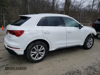 2023 Audi Q3 S line Premium z VIN WA1DECF30P1050210, wystawiony jako Copart lot #47090485 z przebiegiem 47 076 mil mil oraz Szkody całkowita. Historia ofert i sprzedaży dostępna na DreamBid. Obrazek 3.