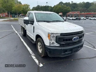 2020 Ford F-250 XL z VIN 1FDBF2A62LEC93280, wystawiony jako Copart lot #74918024 z przebiegiem 24 885 mil mil oraz Czysty tytuł • Clean title. Historia ofert i sprzedaży dostępna na DreamBid. Obrazek 1.