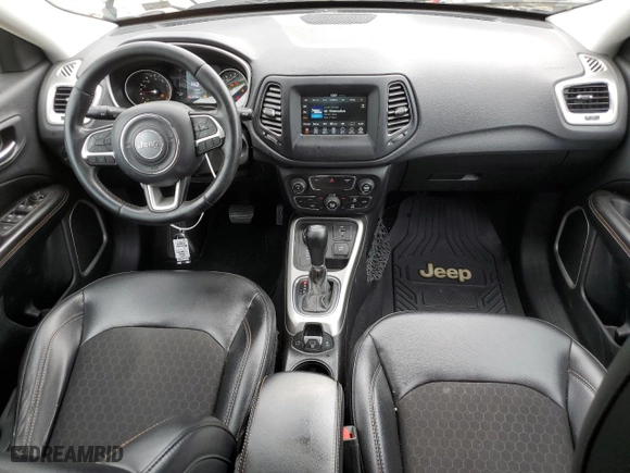2019 Jeep Compass Latitude with VIN 3C4NJDBB8KT849503, listed as a Copart auction lot 88635325 with 215,957 mi miles and Non Repairable. Bid and sale history available at carsss.com. Image 8.