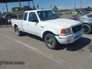 2004 Ford Ranger XL with VIN 1FTYR14UX4PB32451, listed as a IAAI auction lot 42180727 with 286,039 mi miles. Bid and sale history available at carsss.com. Image 1.